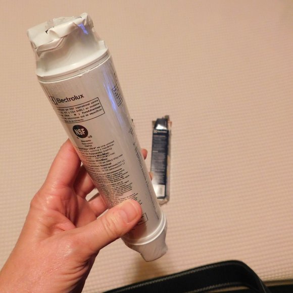 3 ELECTROLUX Water & Ice filter replacements EWF02 NIB - Picture 7 of 8
